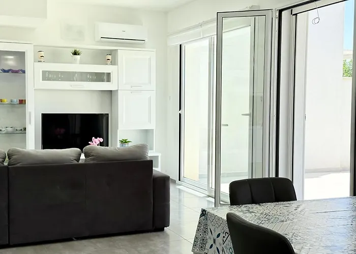 Bluquiete Villa *