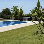 Bluquiete Villa *